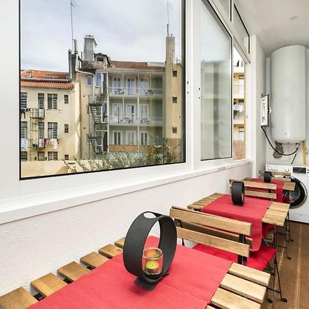 Exotic M2 R2 - Comfortable Classy Double Room With Shared Bath Lisboa Dış mekan fotoğraf